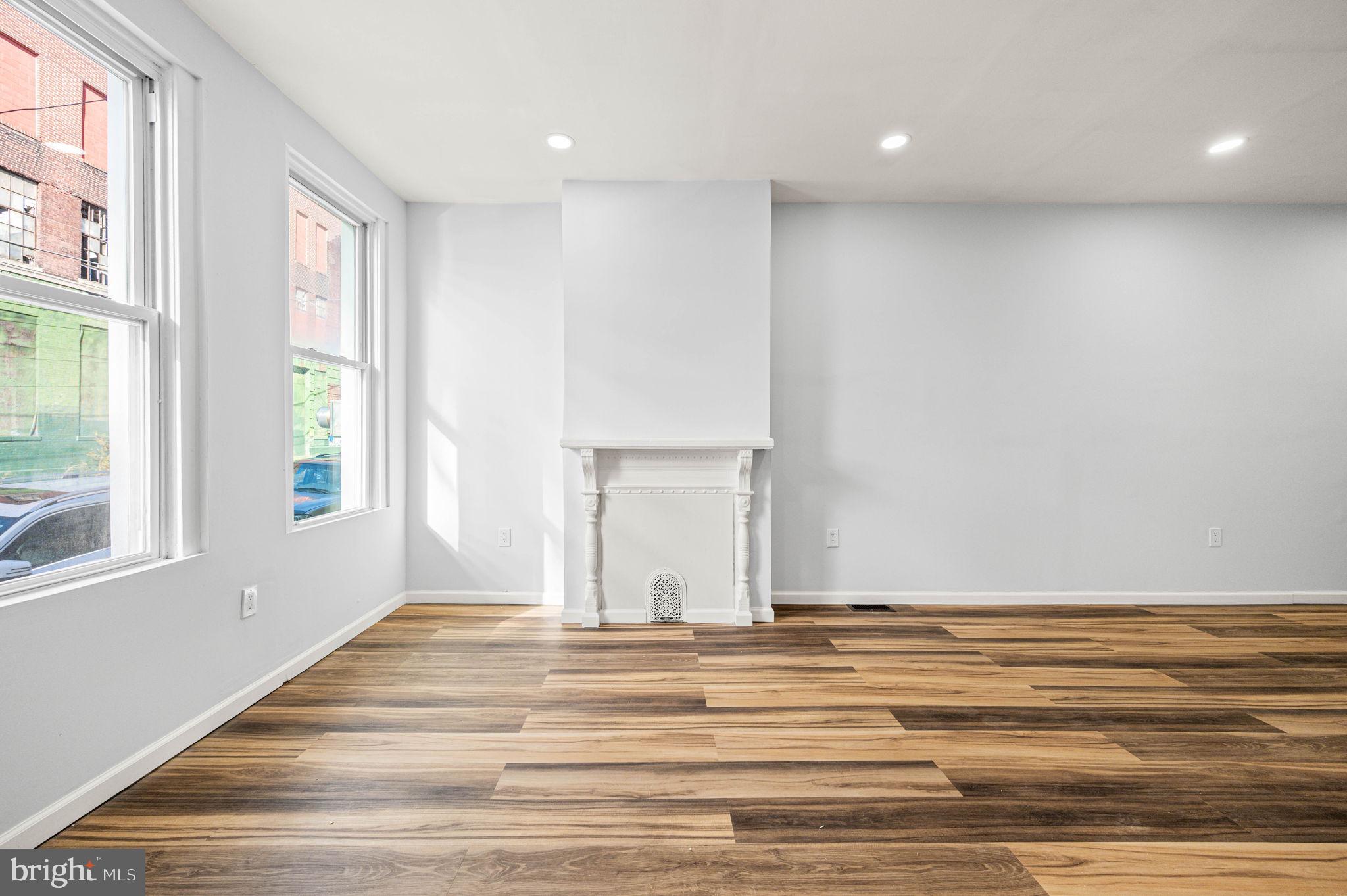 TEMPLE UNIVERSITY - Residential Lease