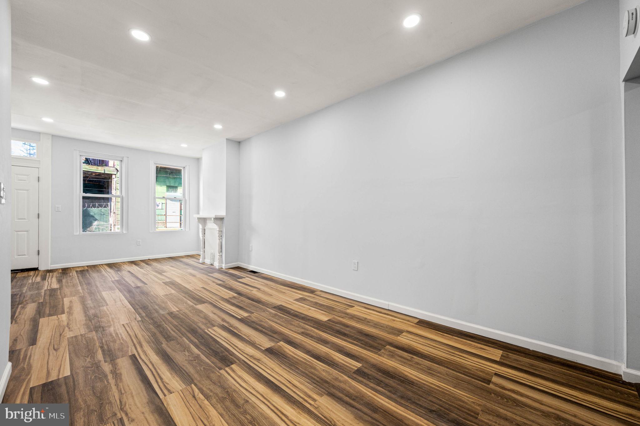 TEMPLE UNIVERSITY - Residential Lease