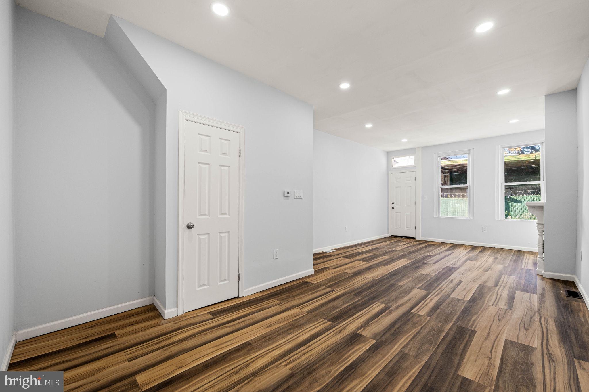 TEMPLE UNIVERSITY - Residential Lease