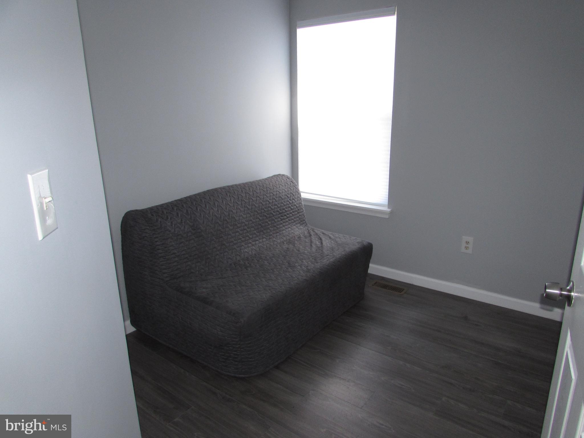 CEDAR GROVE AT CROFTON - Residential