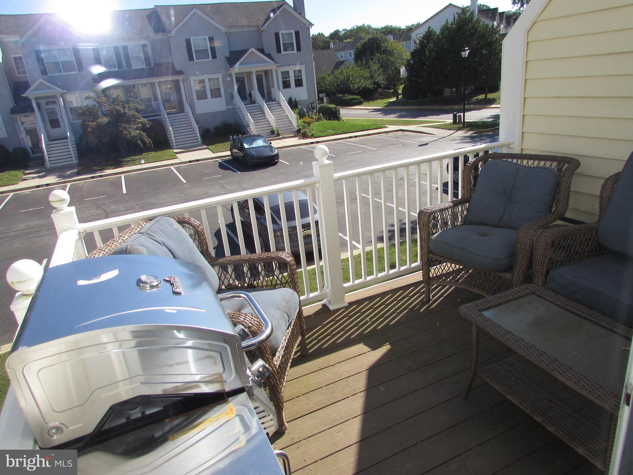 CEDAR GROVE AT CROFTON - Residential