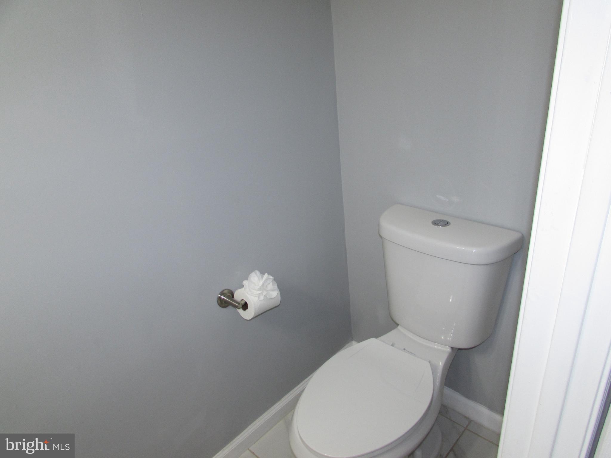 CEDAR GROVE AT CROFTON - Residential