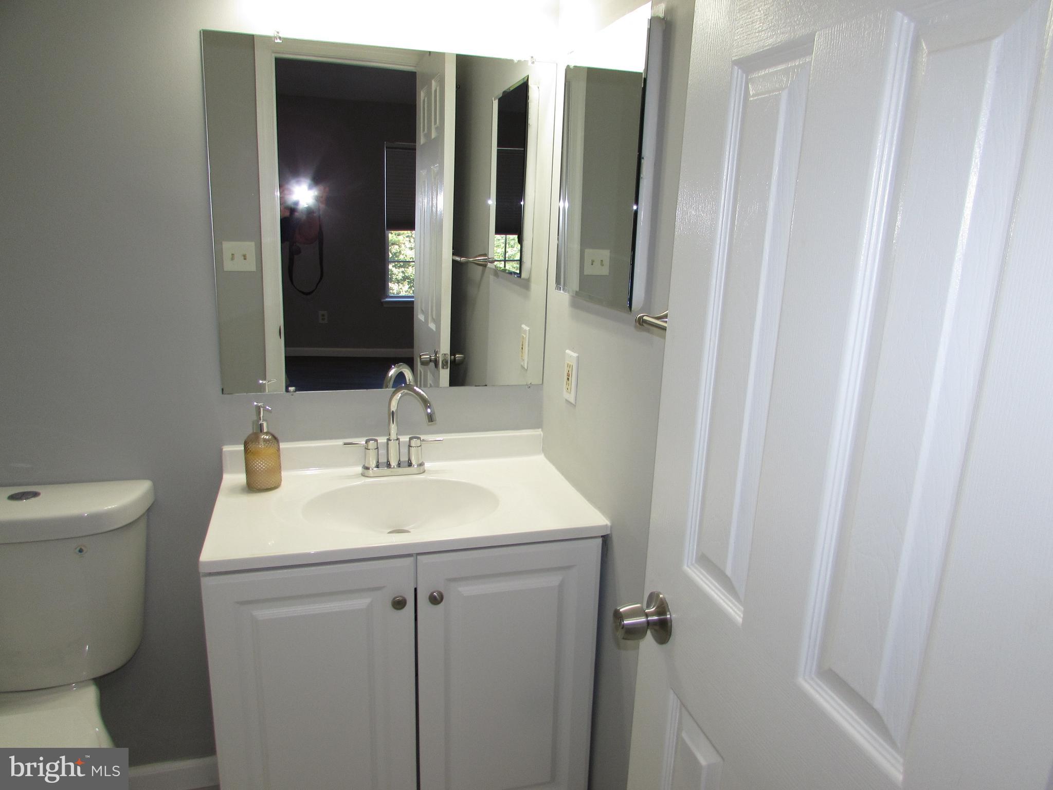 CEDAR GROVE AT CROFTON - Residential