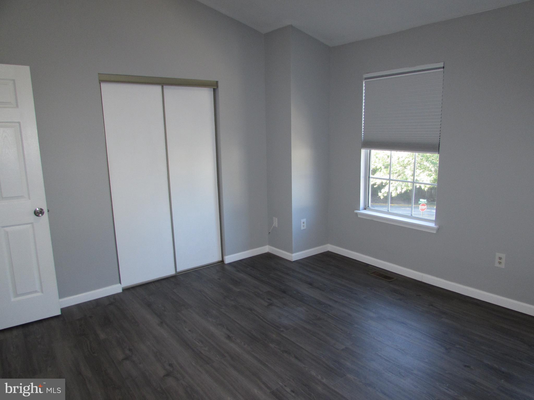 CEDAR GROVE AT CROFTON - Residential