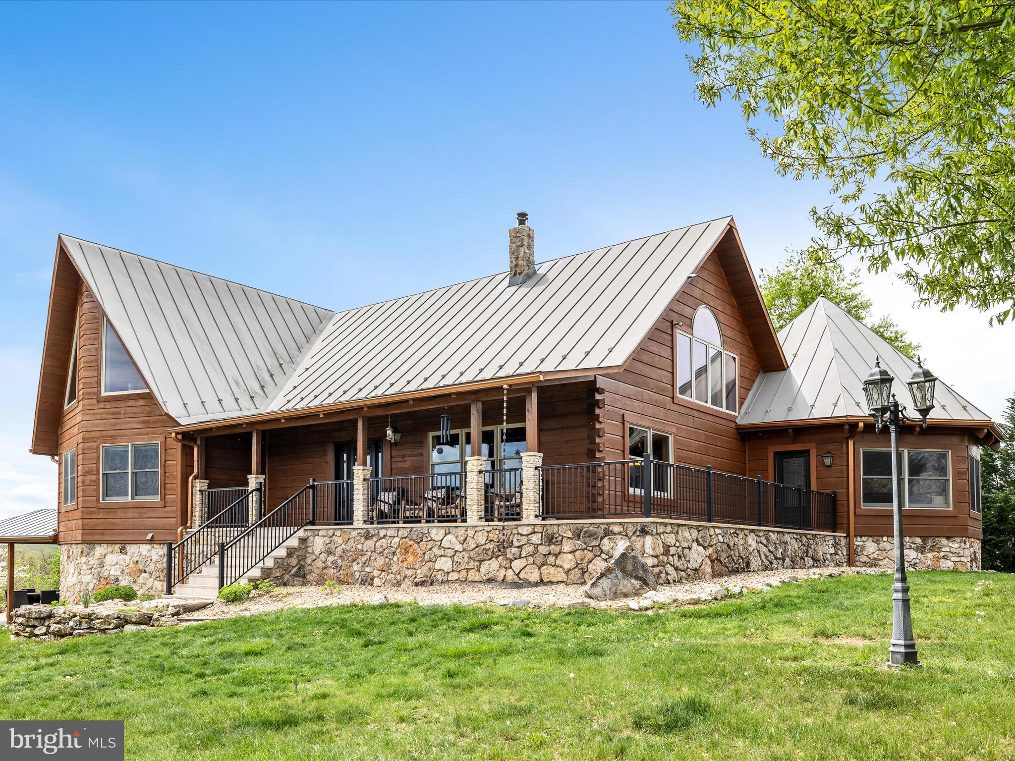 1124 KNUPP ROAD