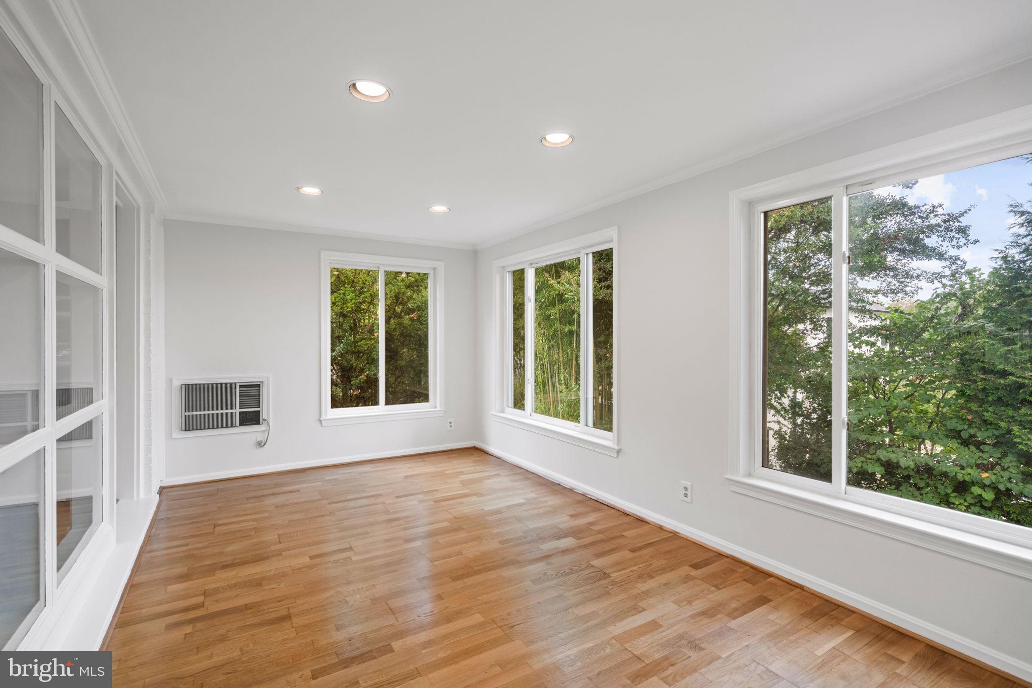 WESTGATE - Residential Lease