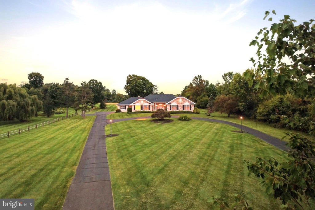 Photo of 225 Grove Valley Court, CHALFONT, PA 18914 (MLS # PABU2131778)