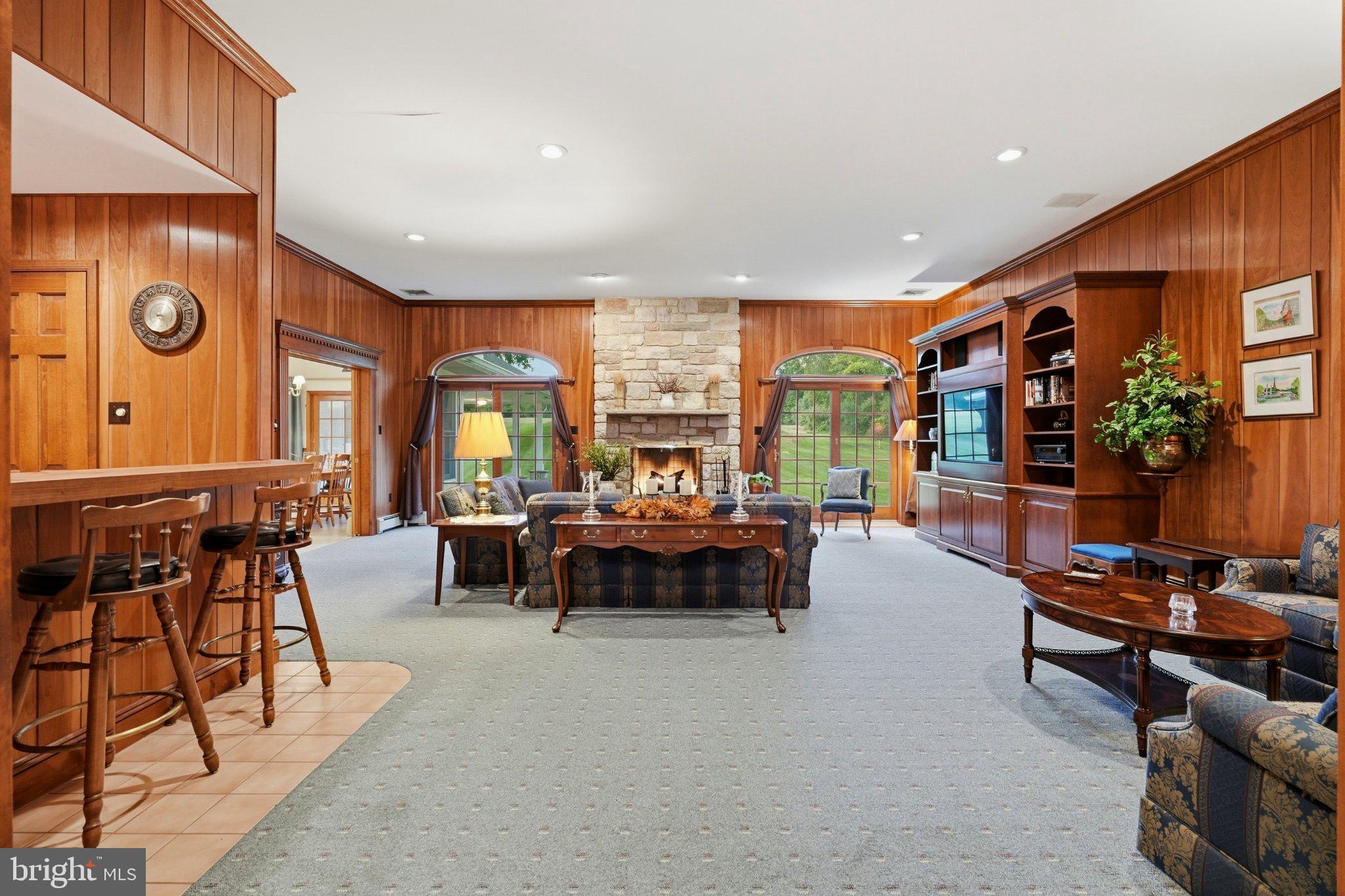 225 GROVE VALLEY COURT