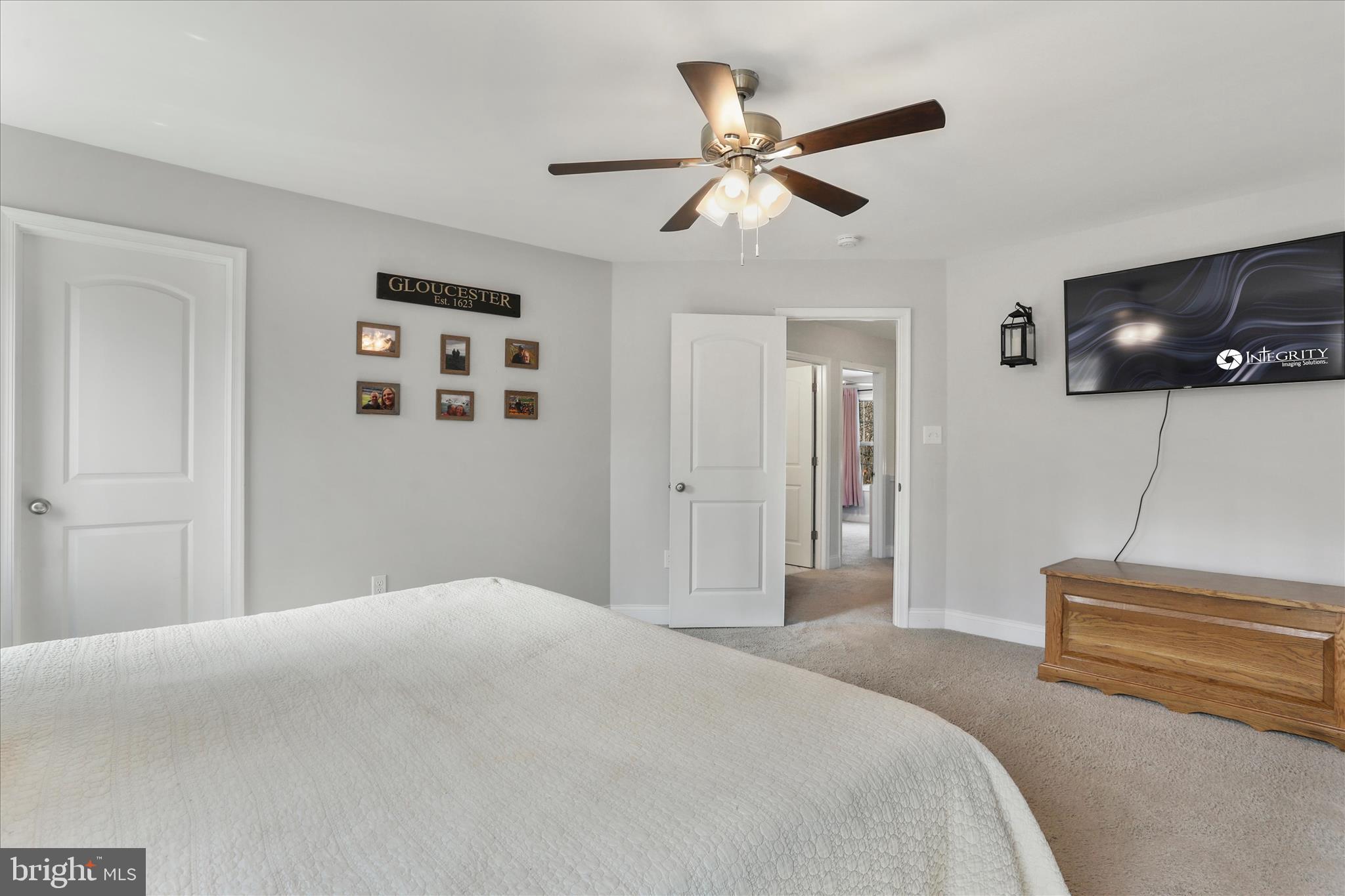 LAKE FOREST ESTATES - Residential