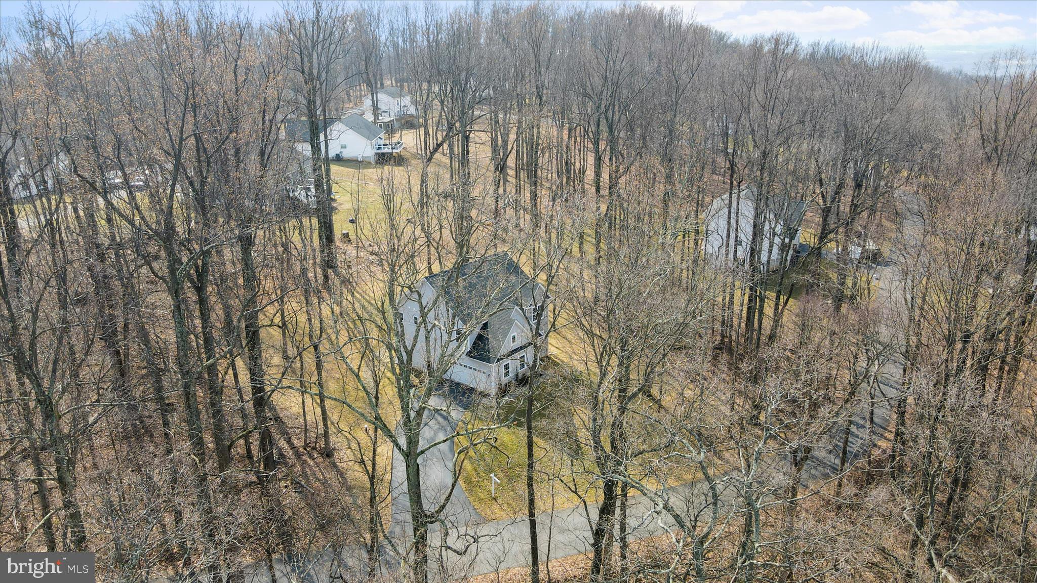 LAKE FOREST ESTATES - Residential