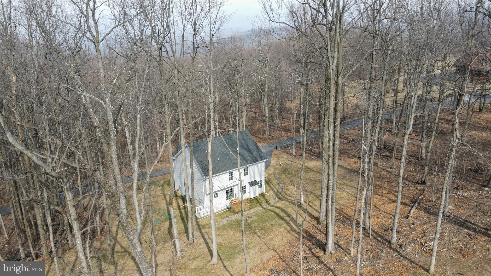 LAKE FOREST ESTATES - Residential