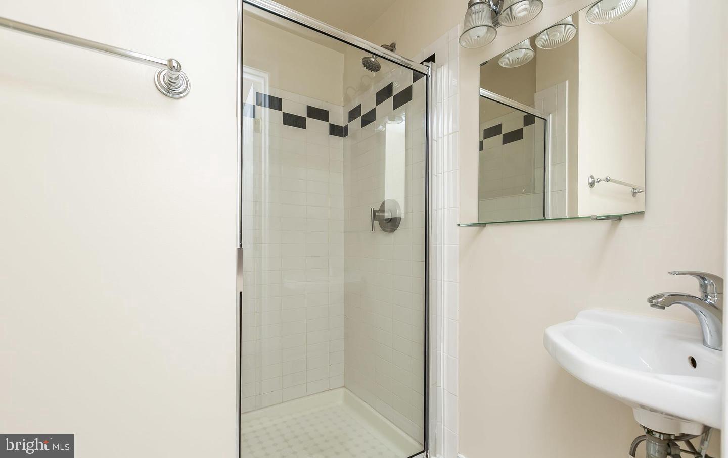 PATTERSON PARK - Residential Lease