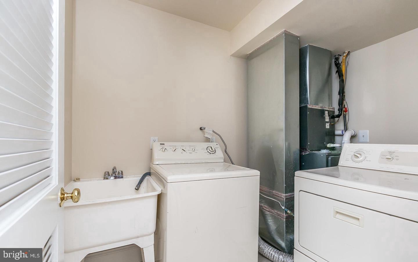 PATTERSON PARK - Residential Lease