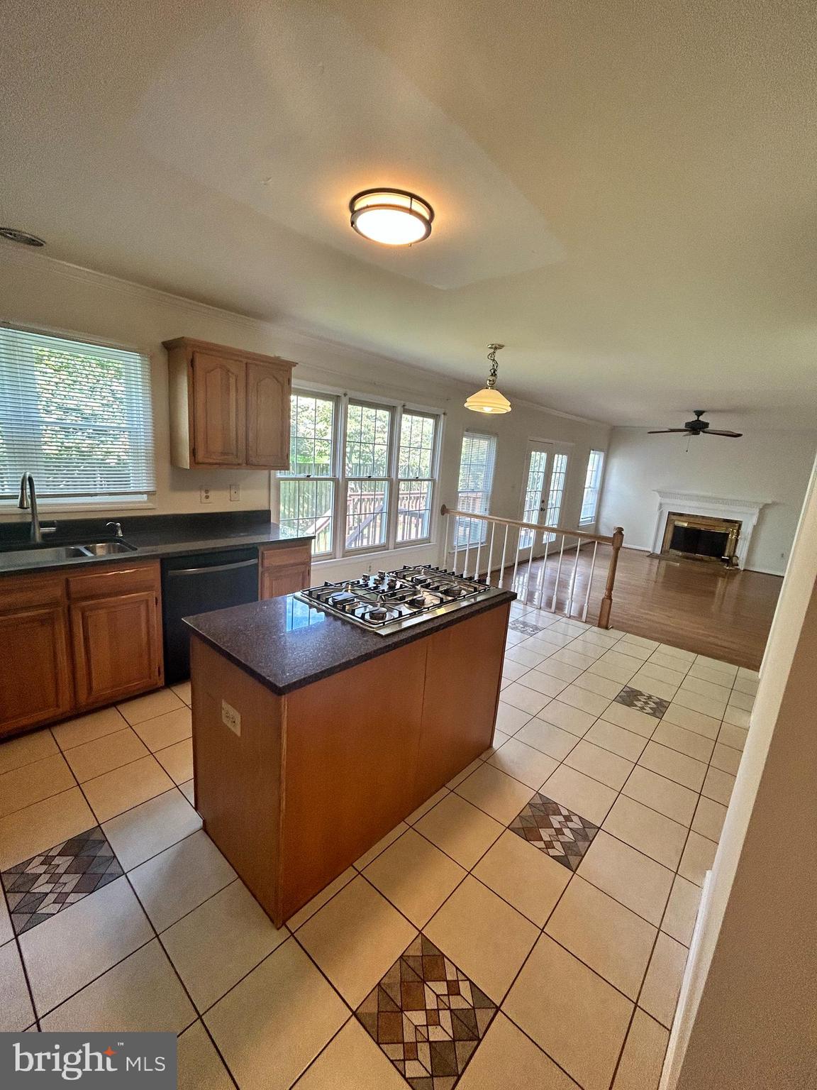 BELLE HAVEN MEADOWS - Residential Lease