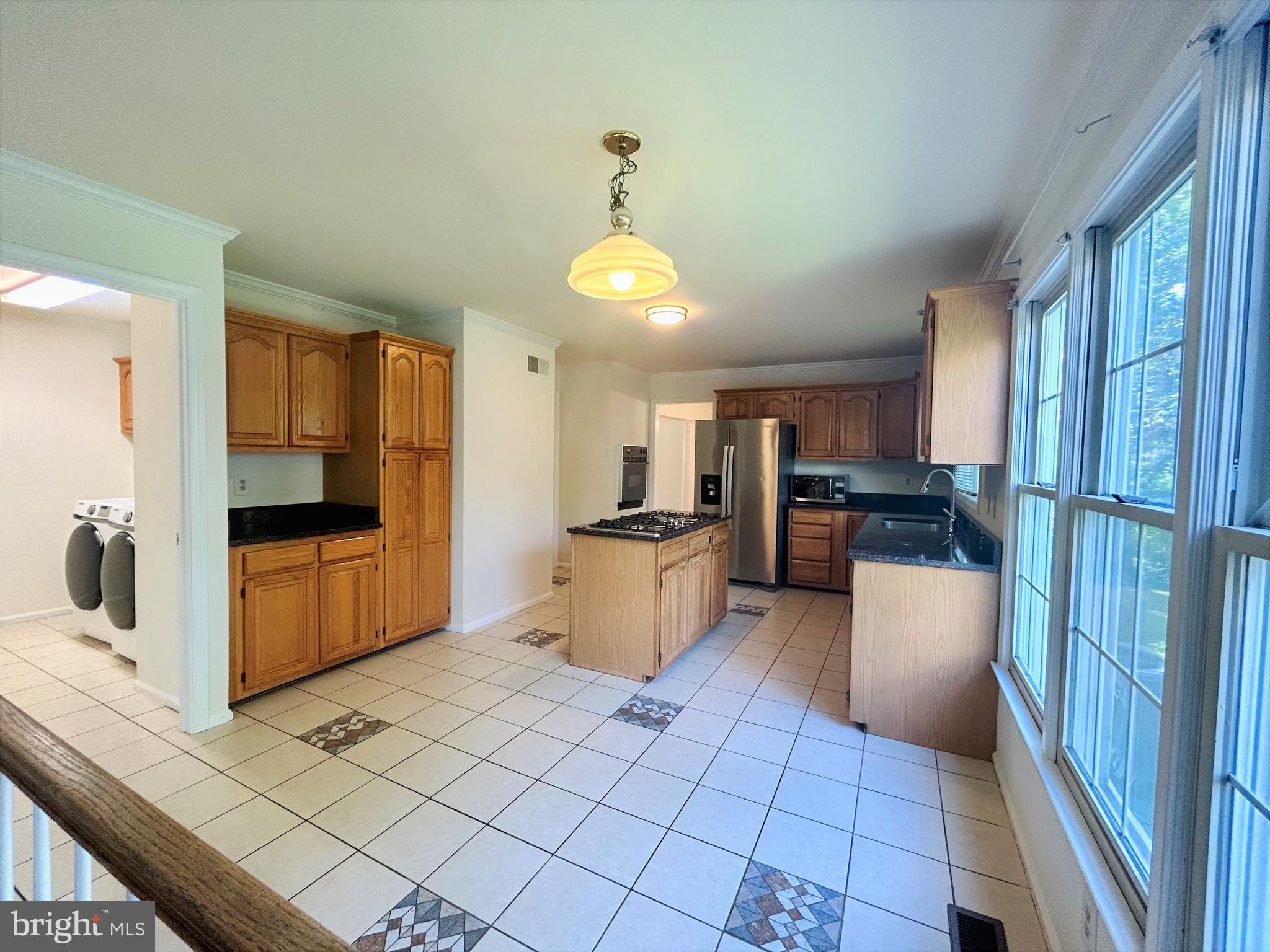 BELLE HAVEN MEADOWS - Residential Lease