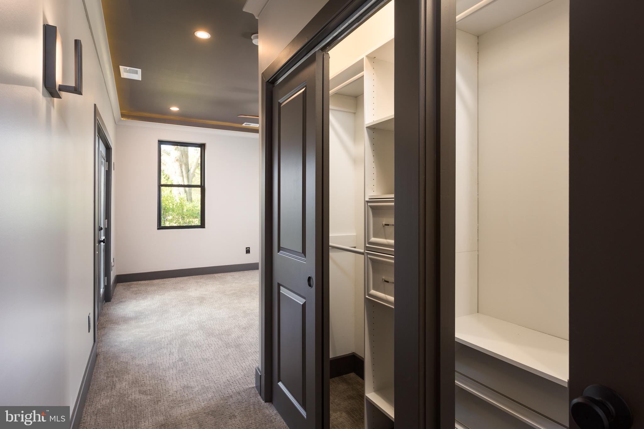 HOLLIN HALL VILLAGE - Residential Lease