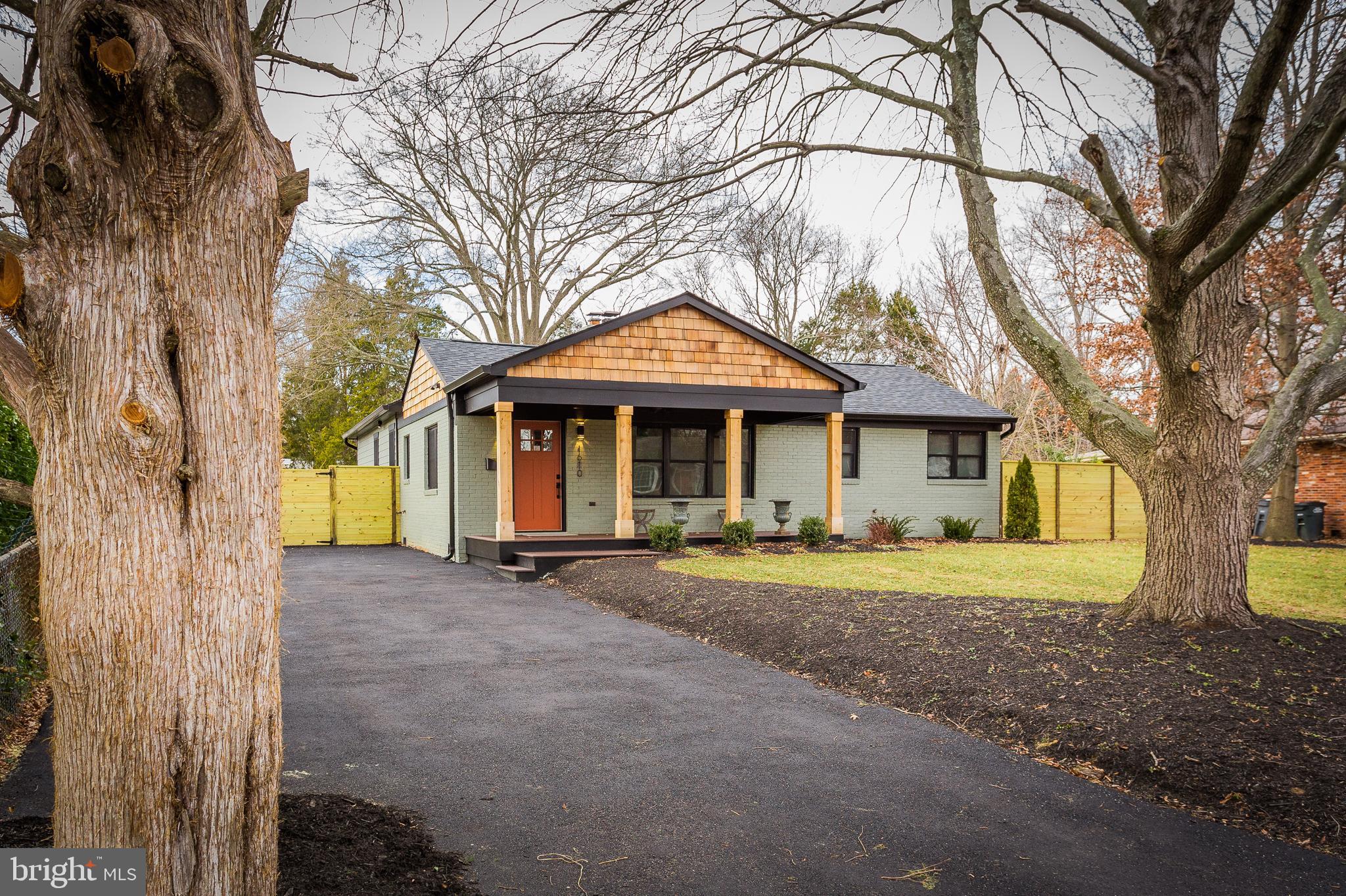 HOLLIN HALL VILLAGE - Residential Lease