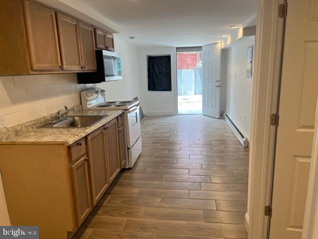 PHILADELPHIA (WEST) - Residential Lease