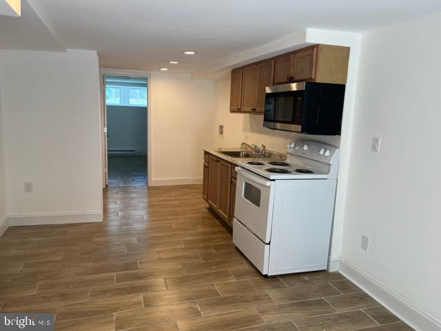 PHILADELPHIA (WEST) - Residential Lease