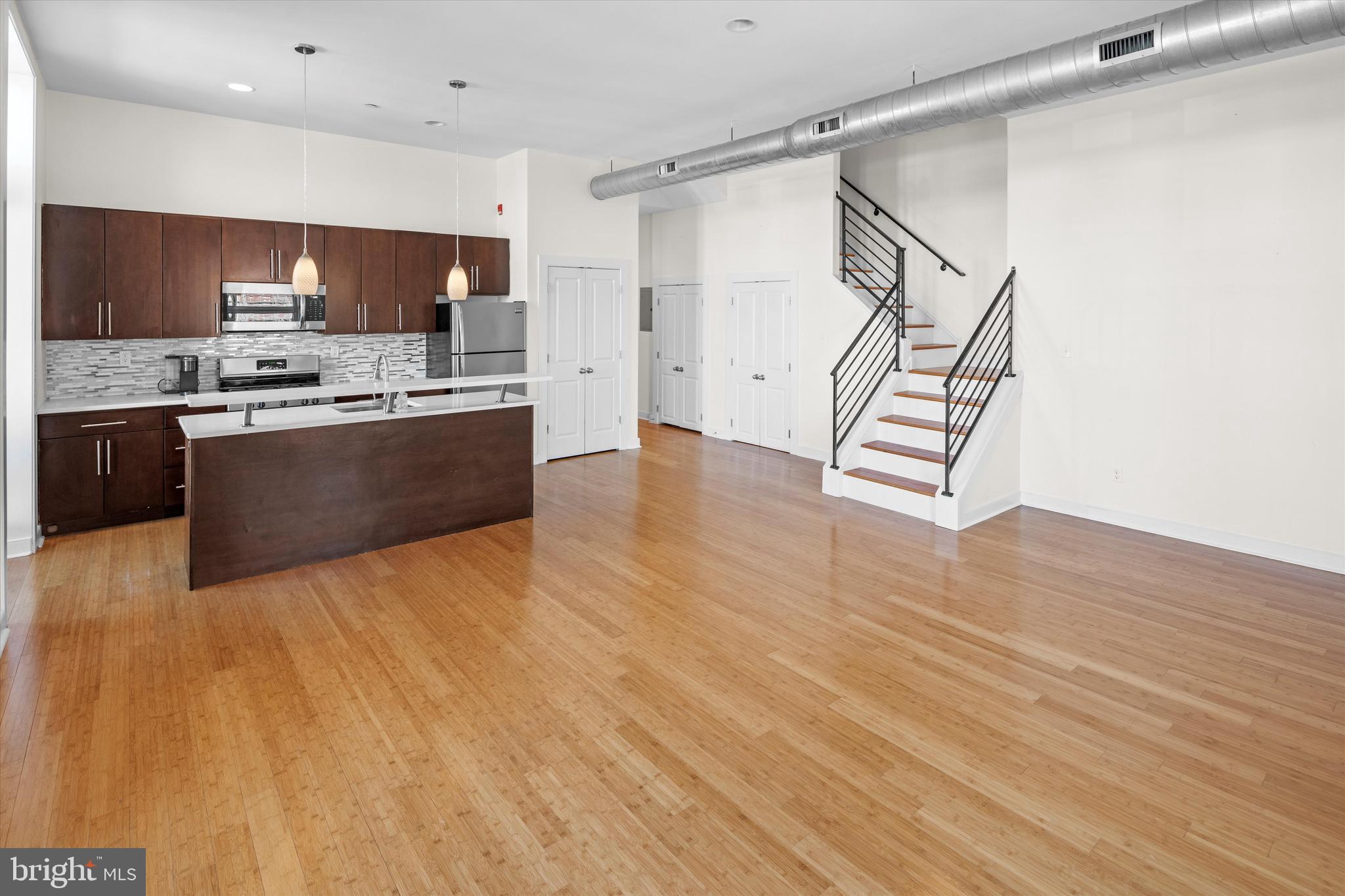 FAIRMOUNT - Residential