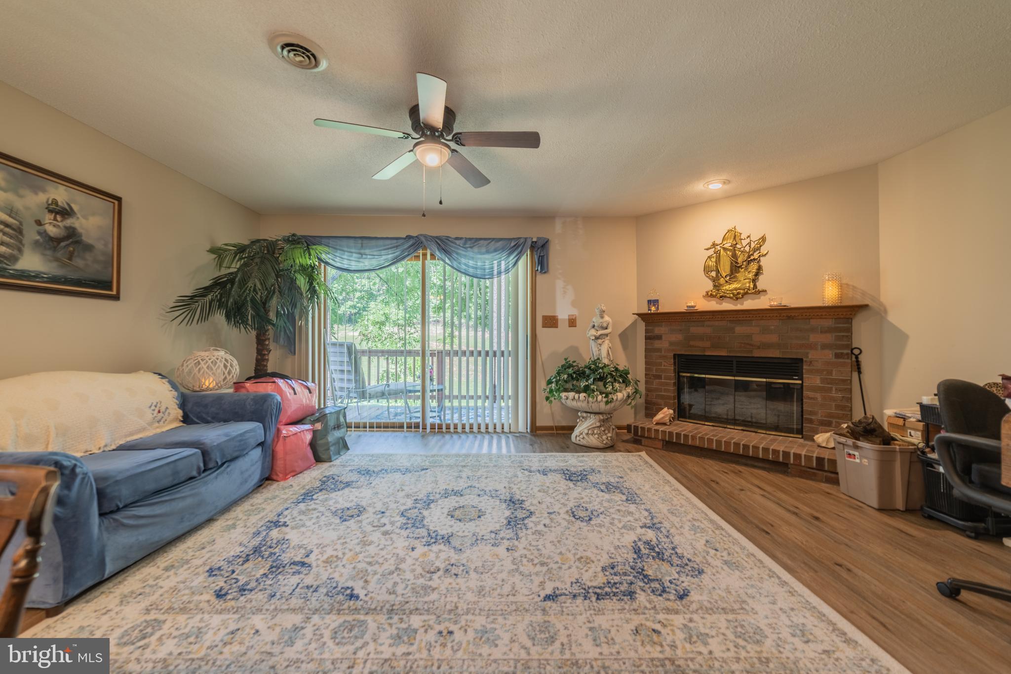 THE WOODS - Residential