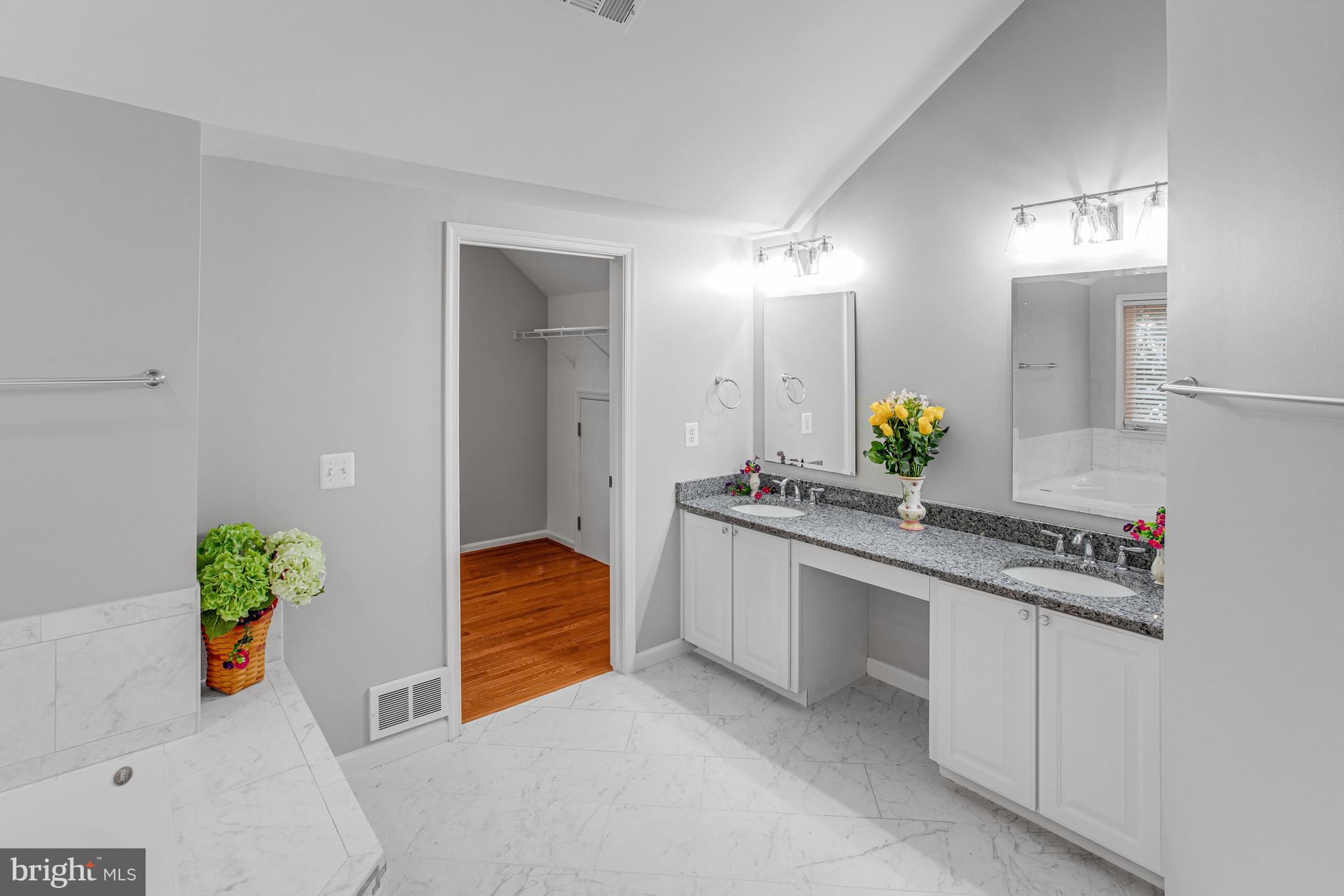 ASHLAND - Residential