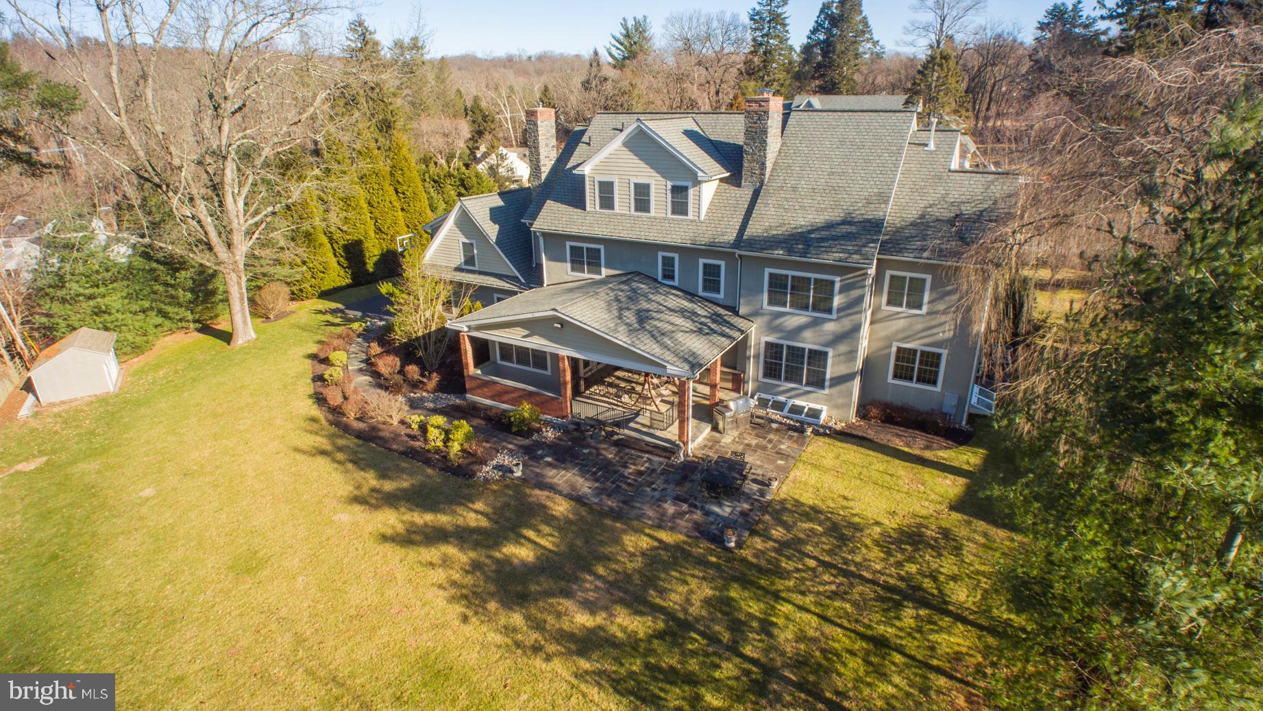 RADNOR SQUARE - Residential