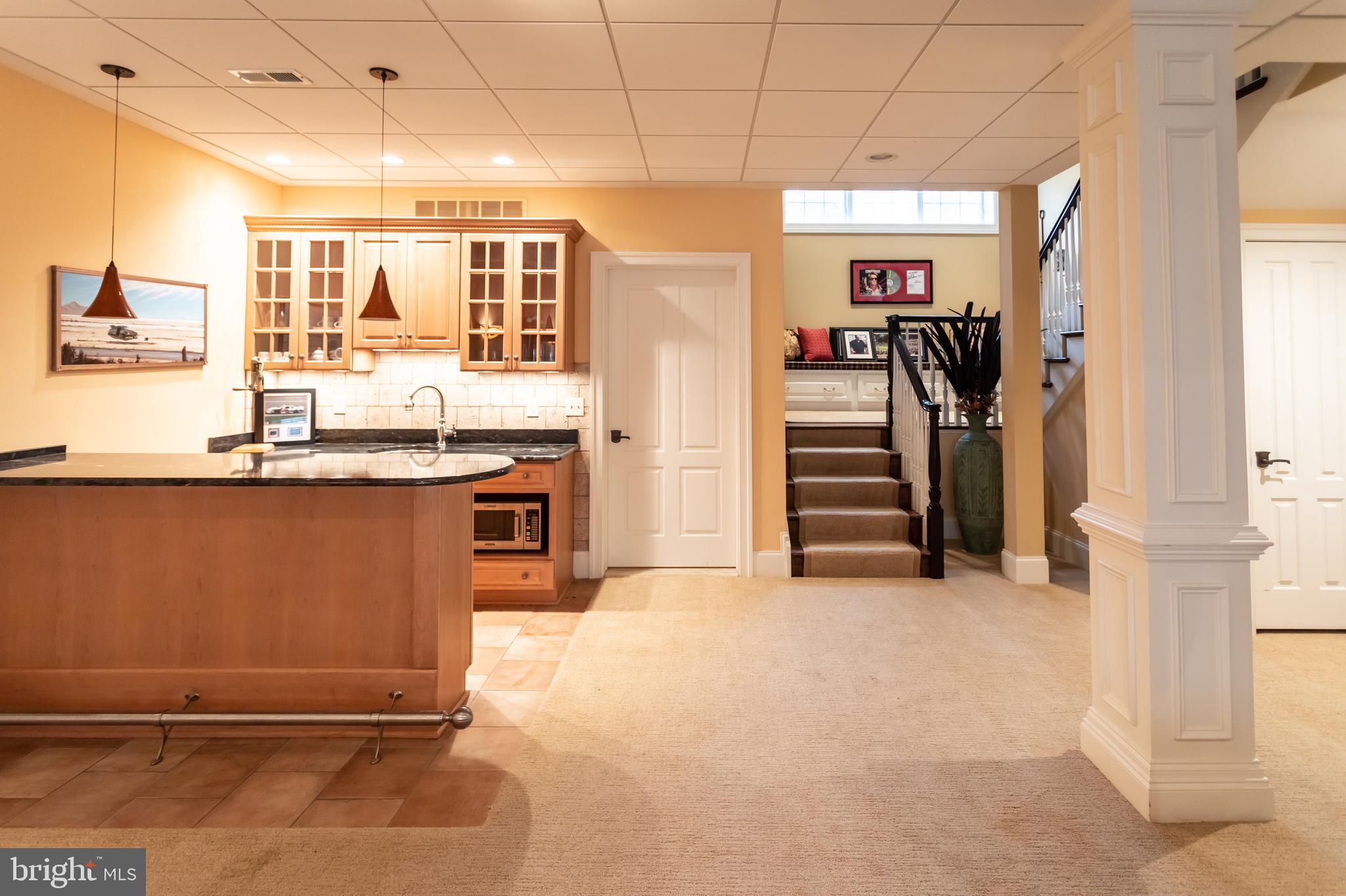 RADNOR SQUARE - Residential