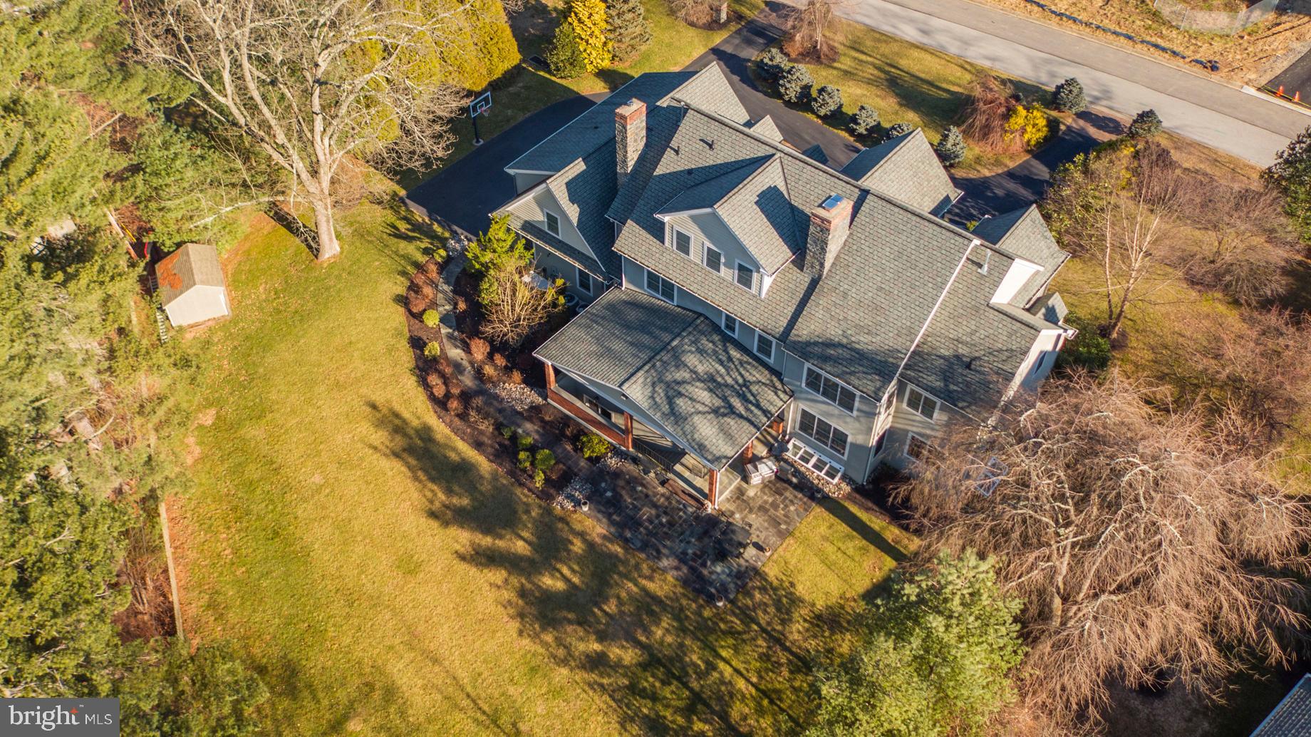 RADNOR SQUARE - Residential