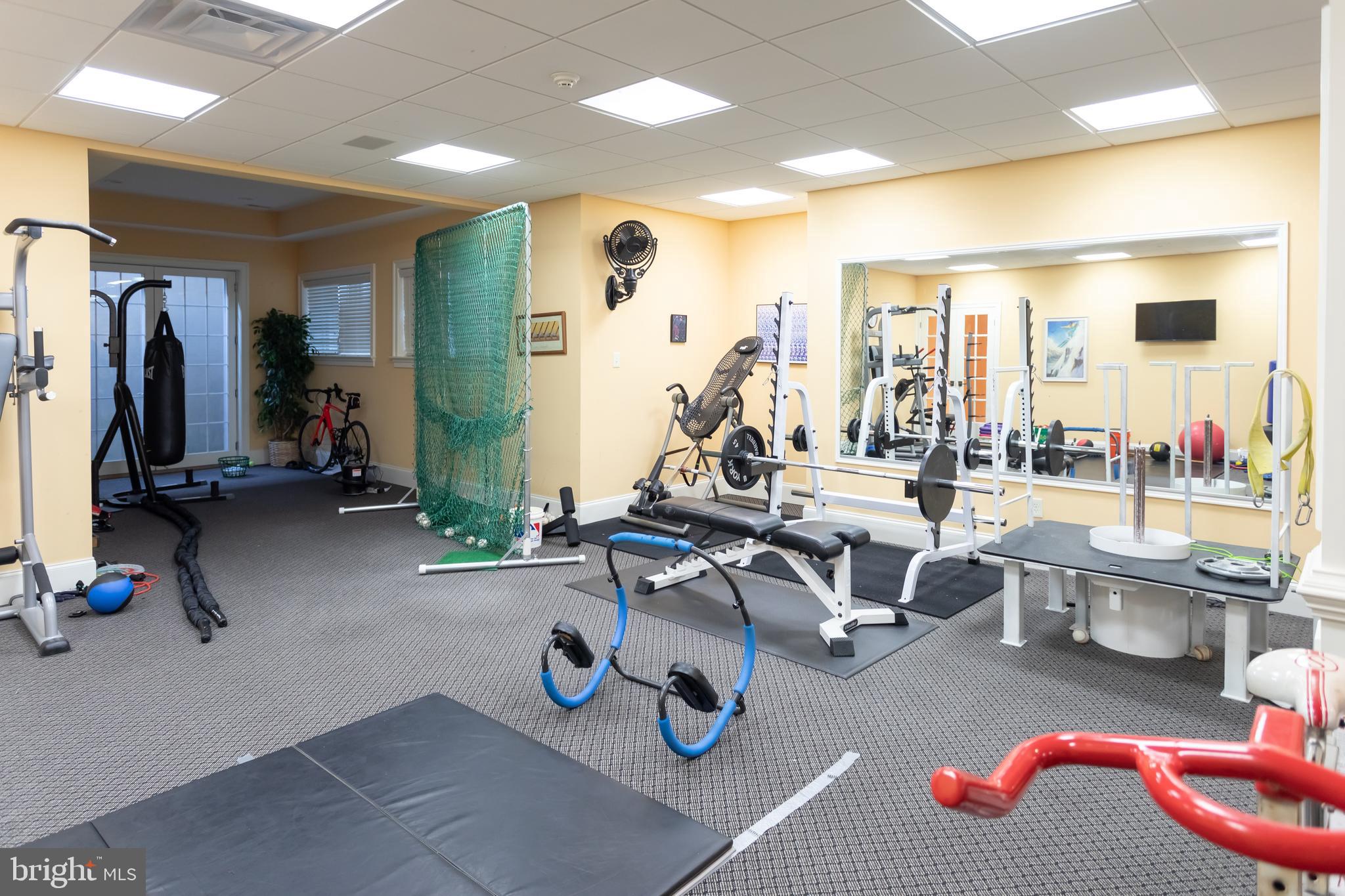 RADNOR SQUARE - Residential