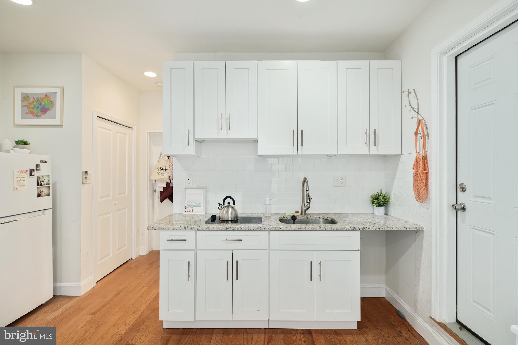 WASHINGTON SQ WEST - Residential Lease