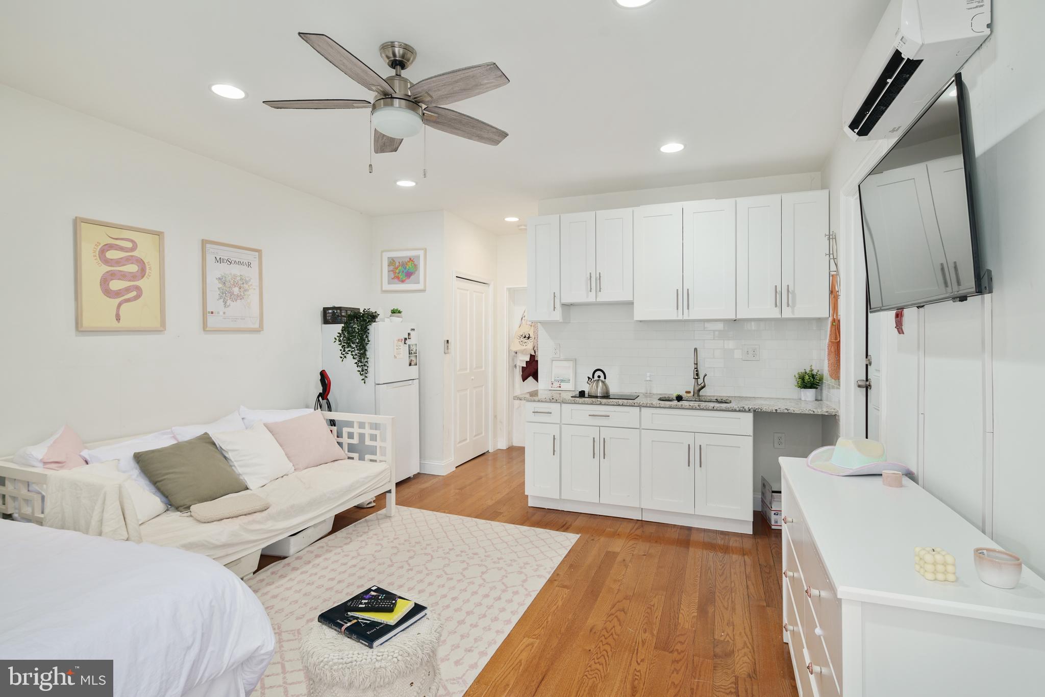 WASHINGTON SQ WEST - Residential Lease