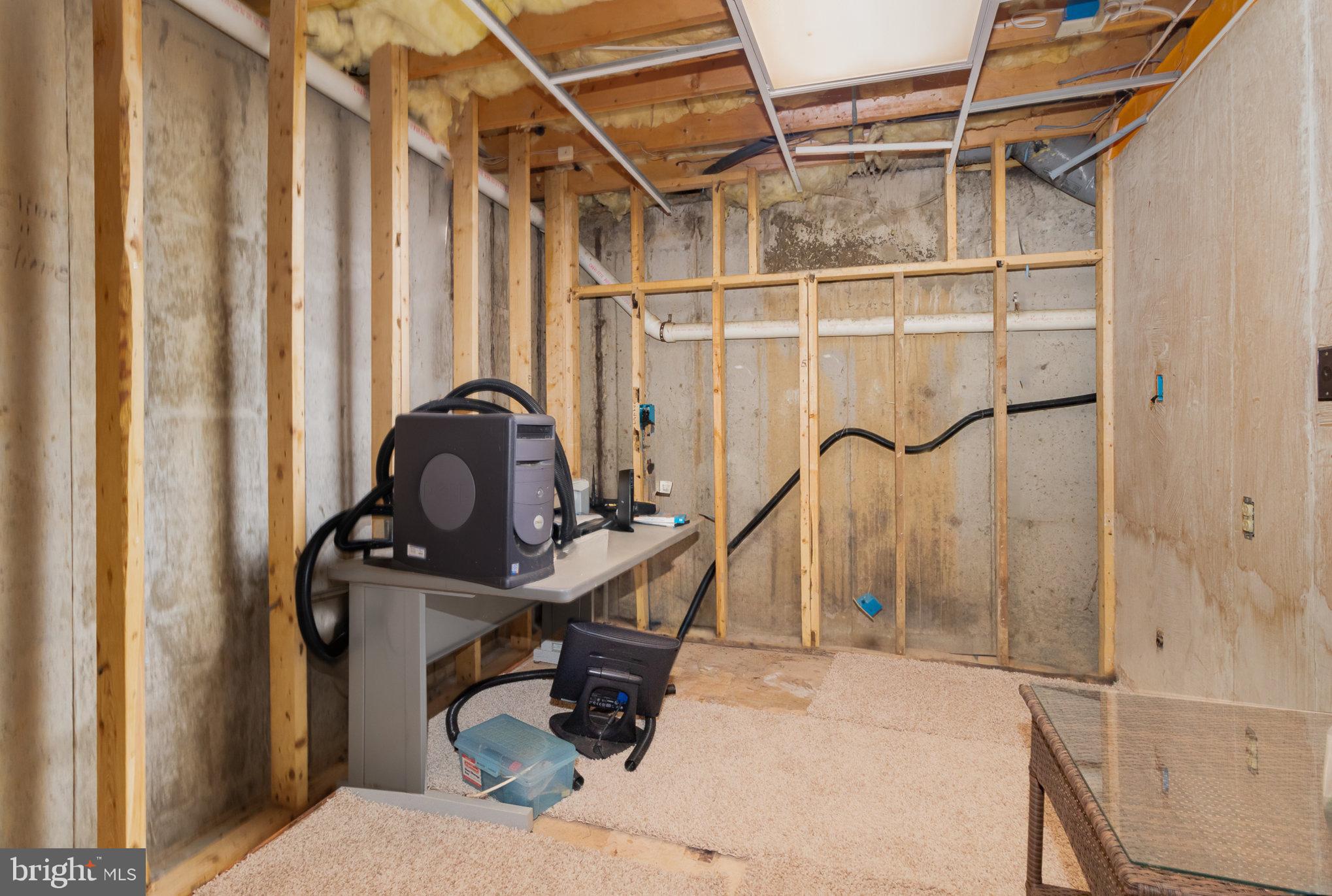 EDGEWOOD - Residential