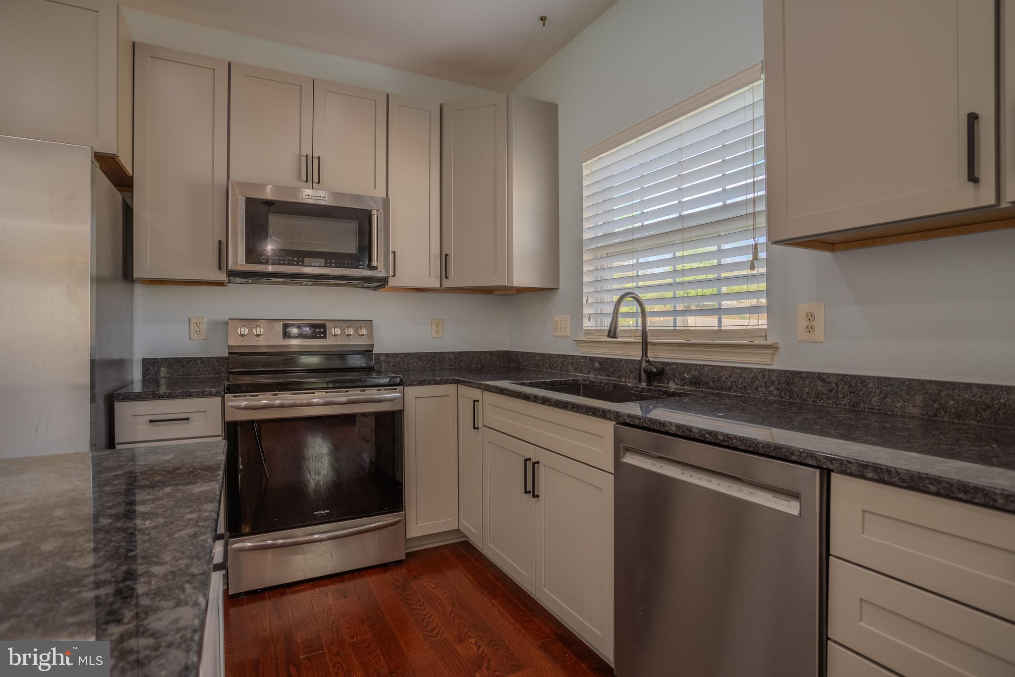 MADDEX FARM - Residential