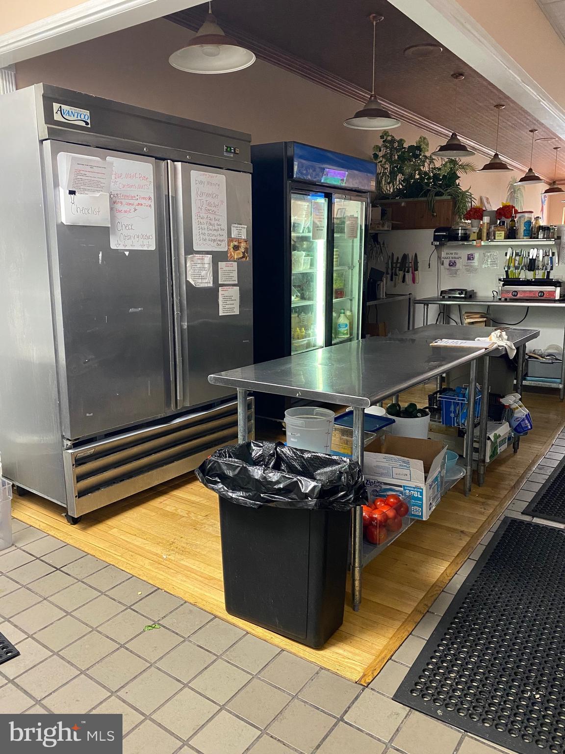 NONE AVAILABLE - Commercial Lease