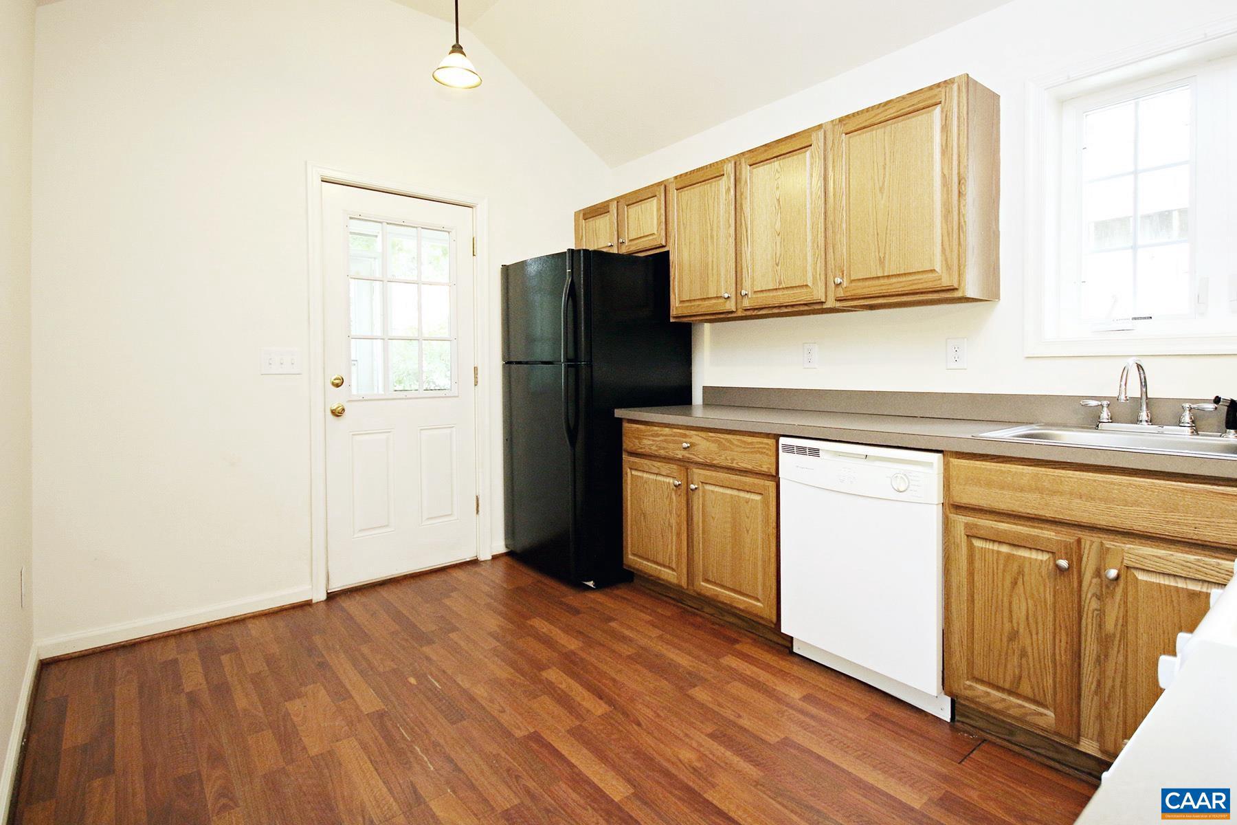 BELMONT - Residential Lease