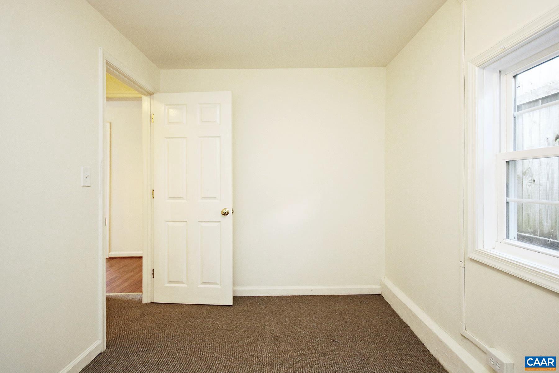 BELMONT - Residential Lease