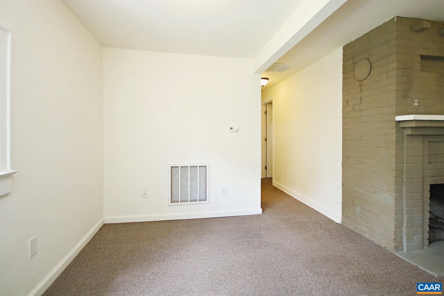 BELMONT - Residential Lease