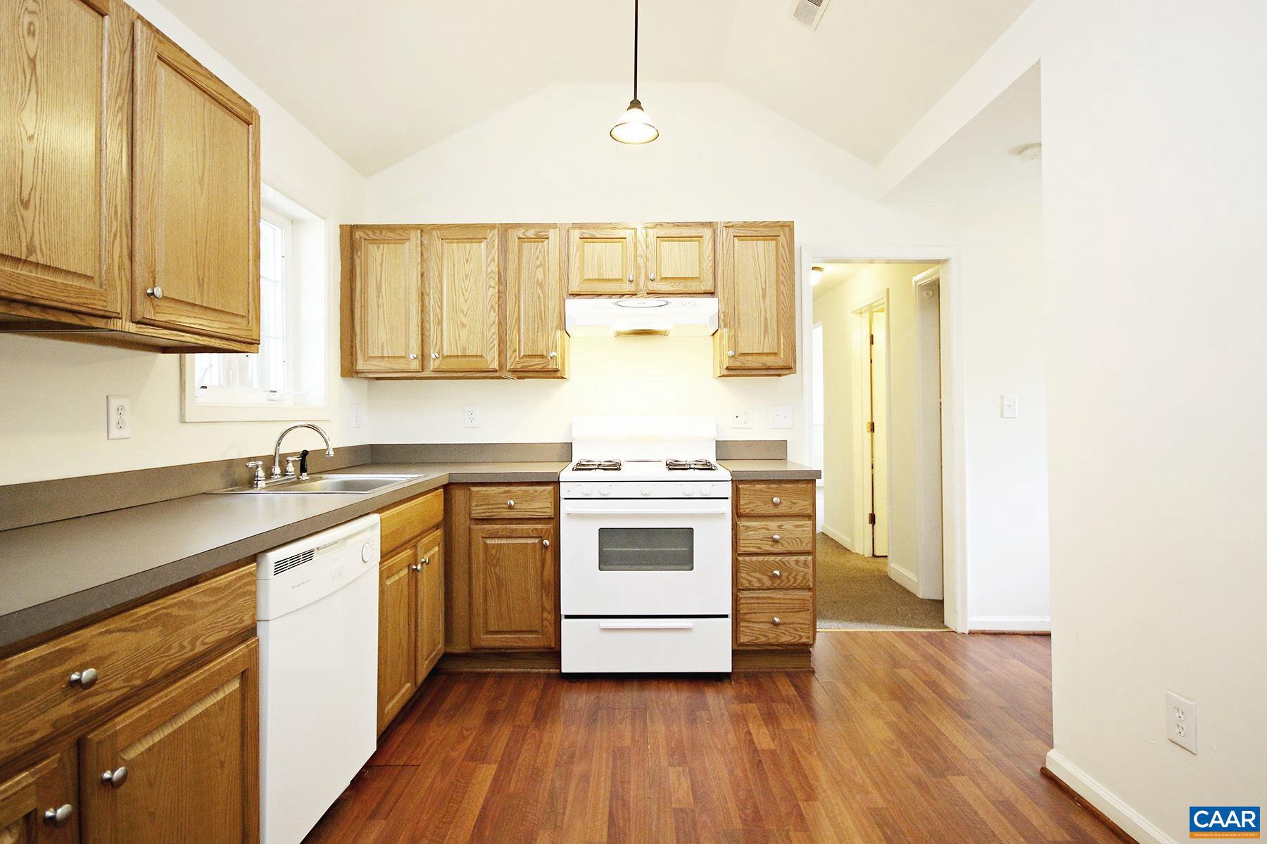 BELMONT - Residential Lease
