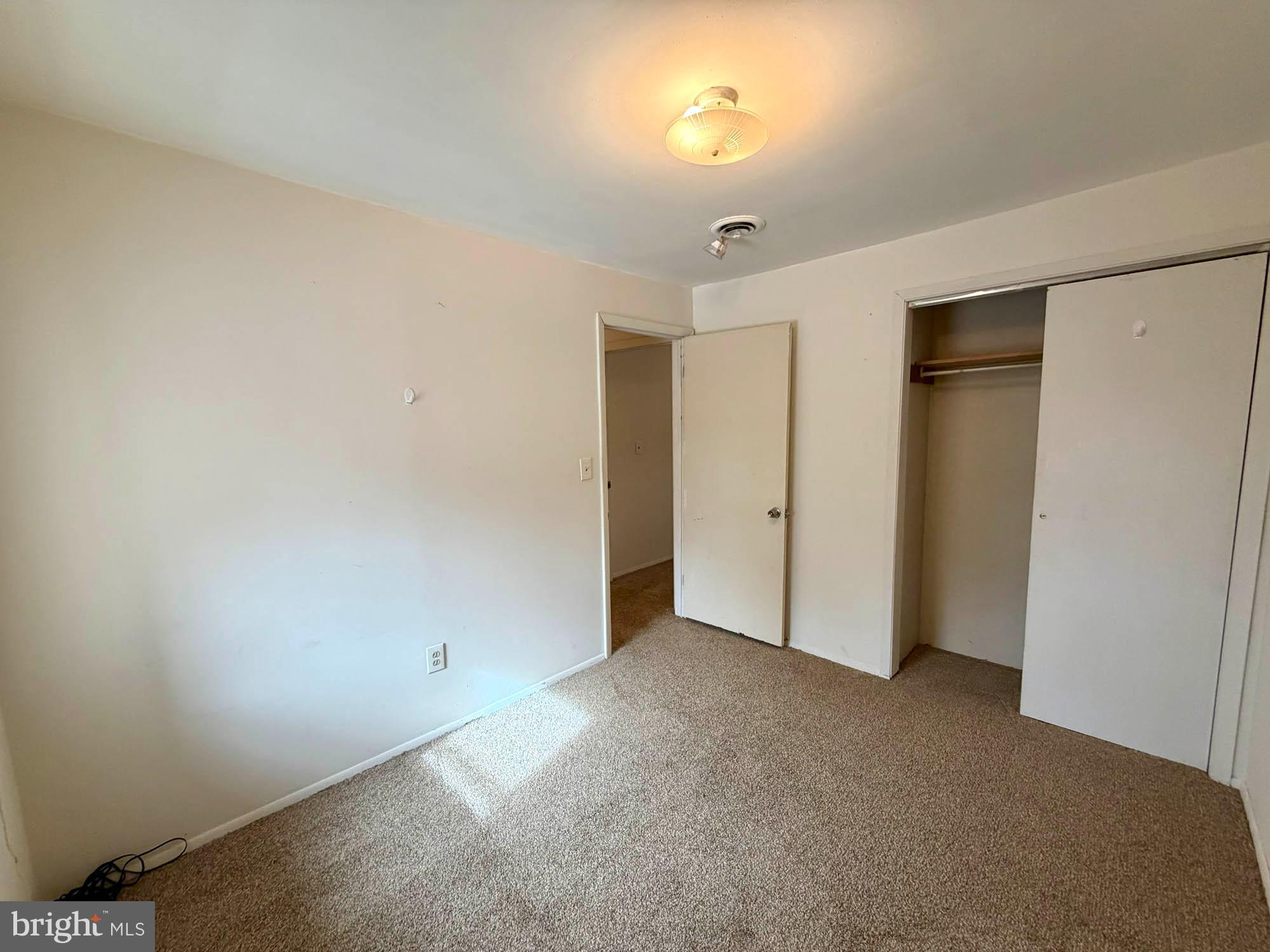 GREENLAND BEACH - Commercial Sale