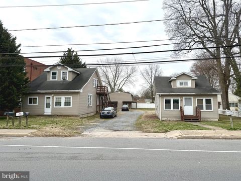 Photo of 8224 Fort Smallwood Road, BALTIMORE, MD 21226 (MLS # MDAA2139316)