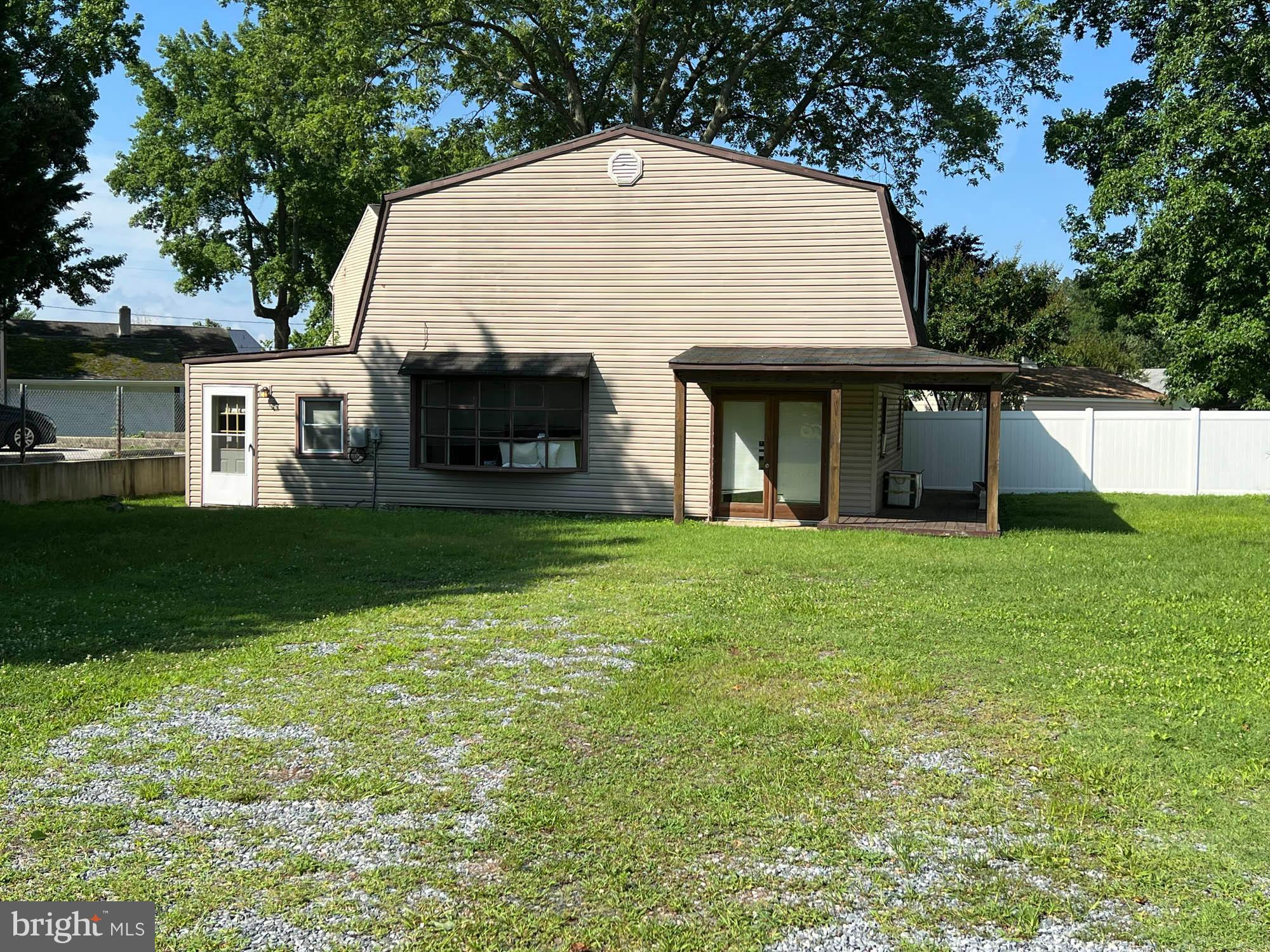 GREENLAND BEACH - Commercial Sale