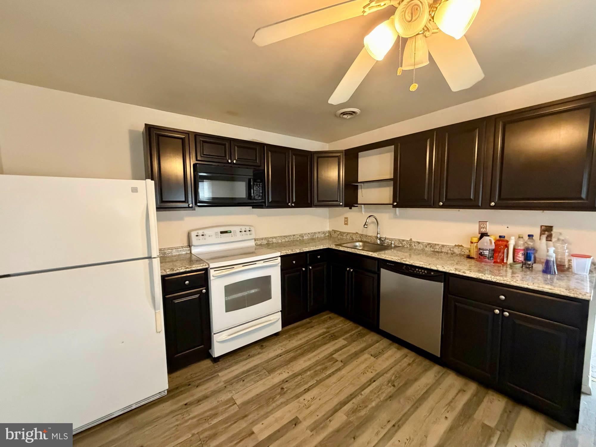 GREENLAND BEACH - Commercial Sale