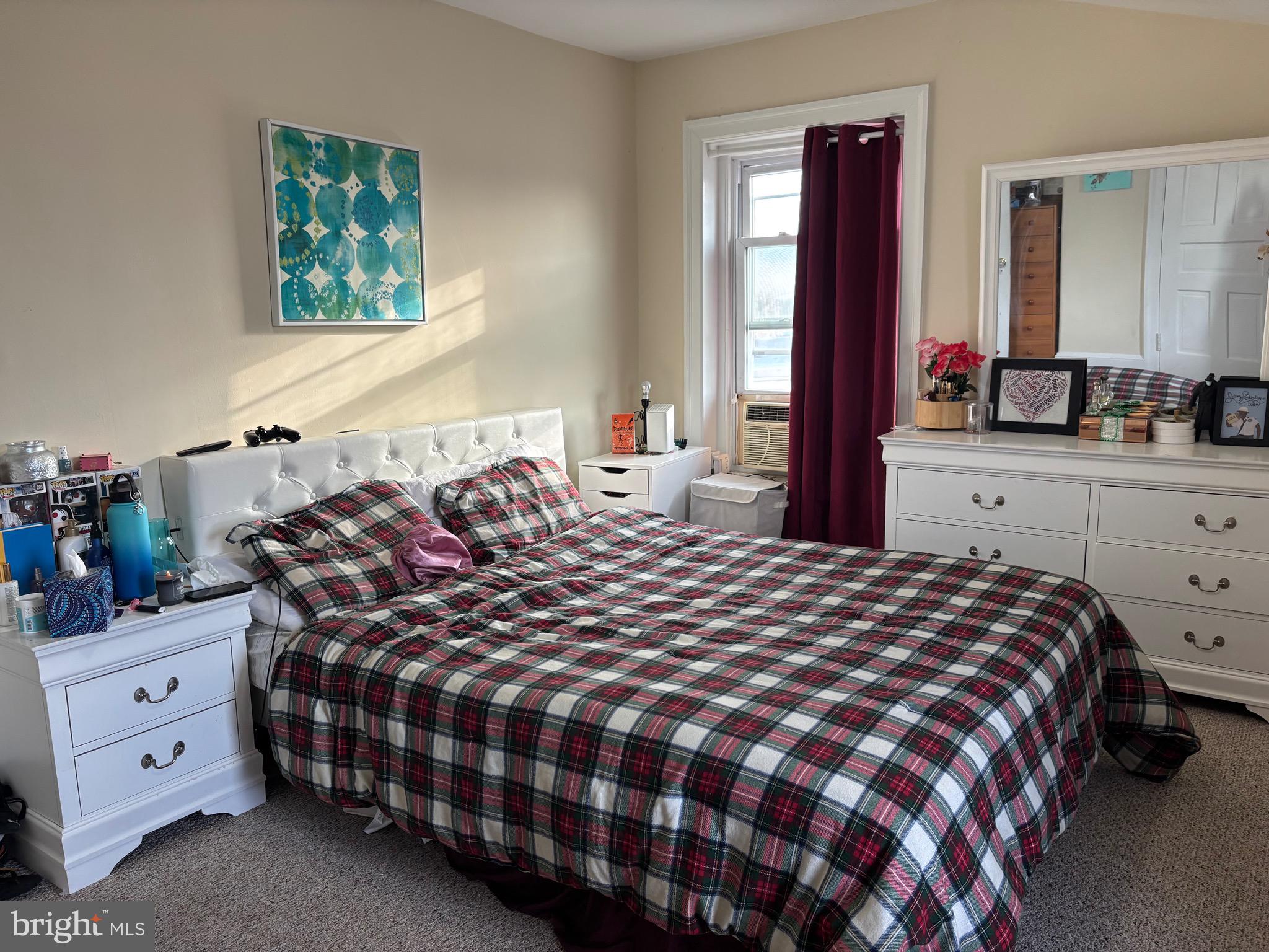 ROXBOROUGH - Residential Lease