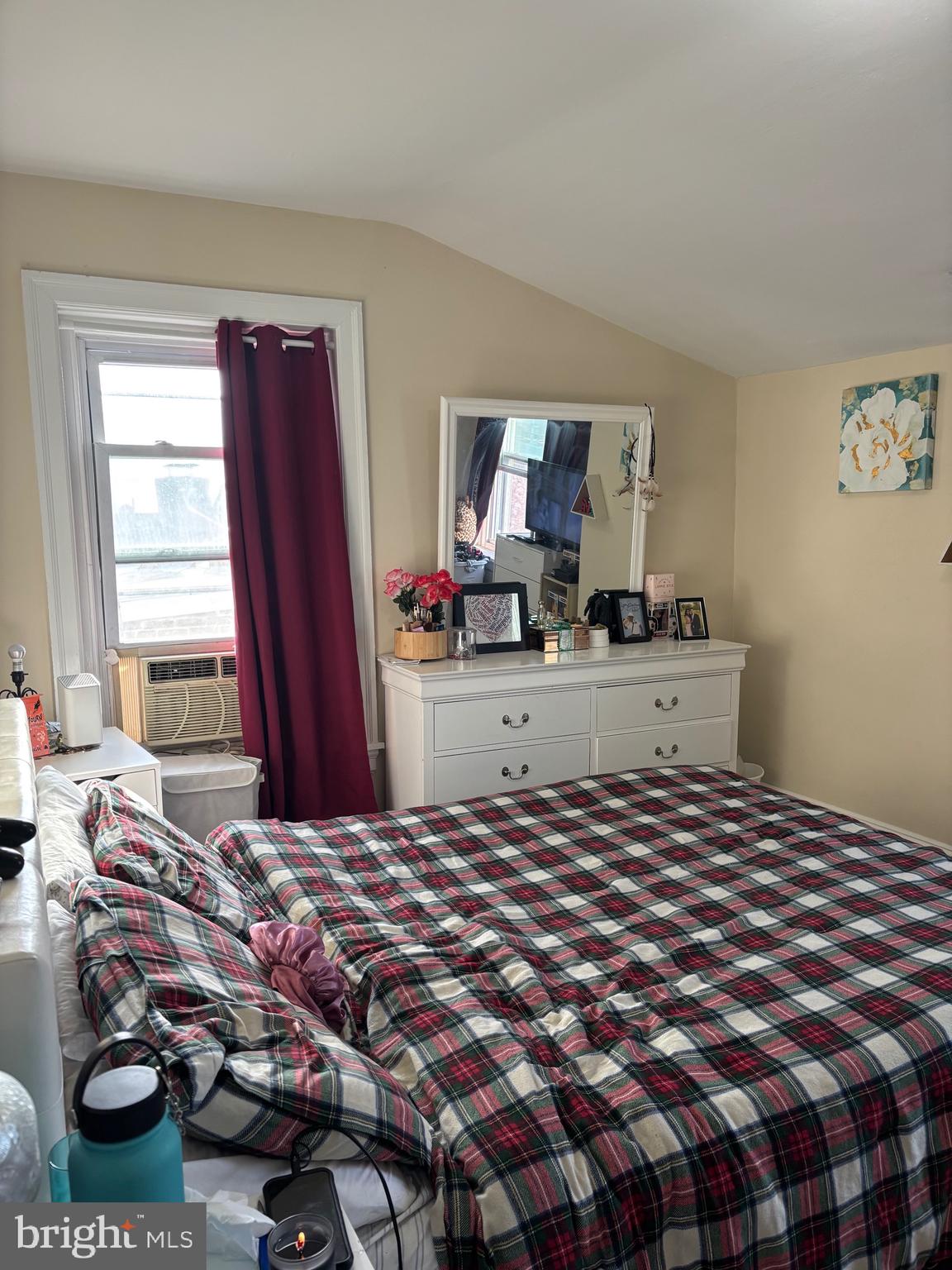 ROXBOROUGH - Residential Lease