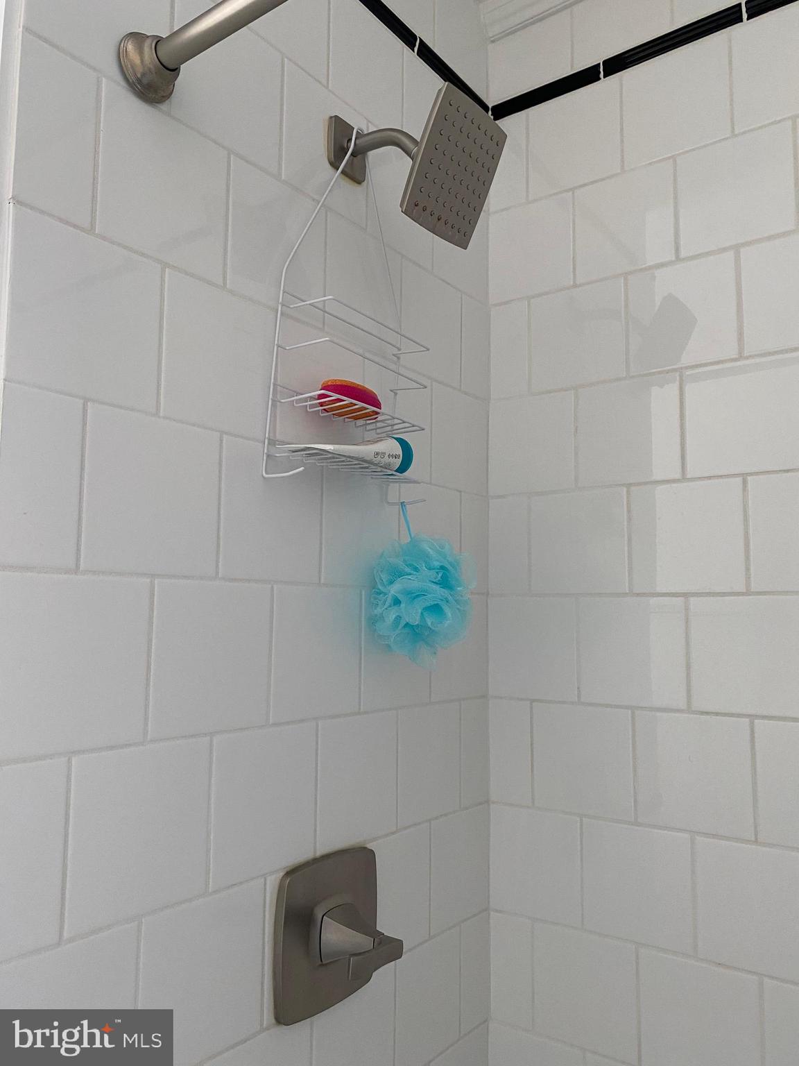 ROXBOROUGH - Residential Lease