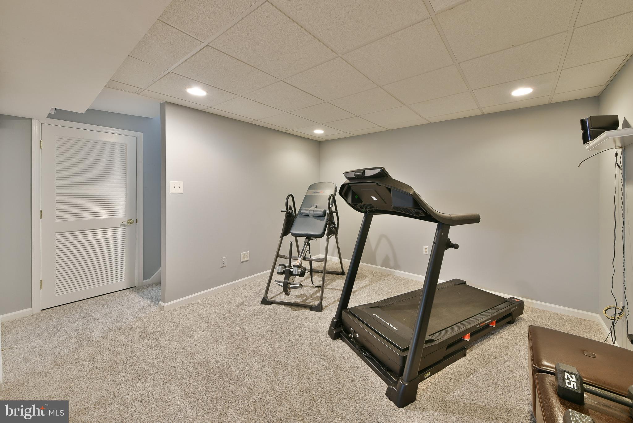 LAUREL OAKS - Residential