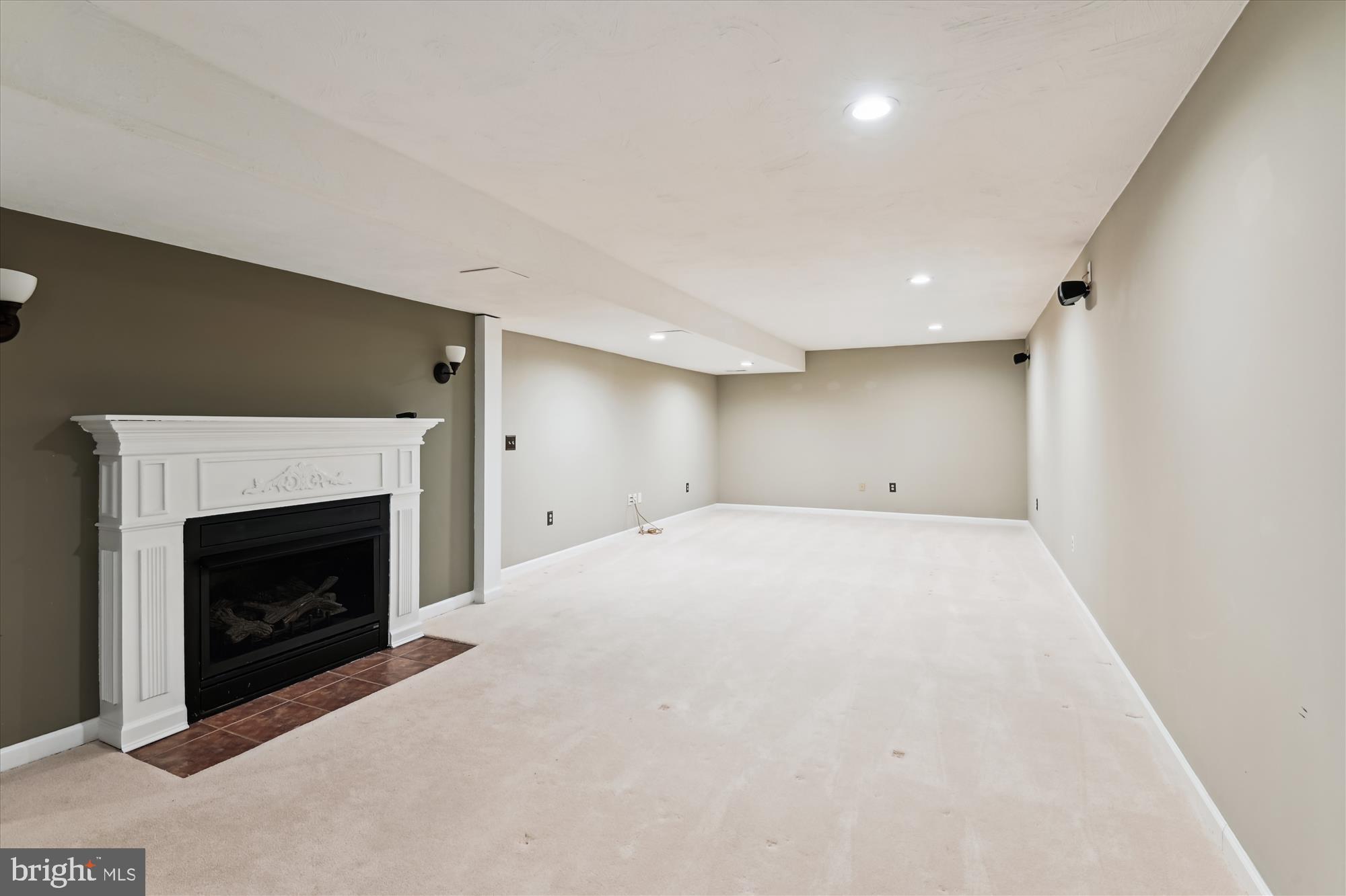 DANIELS PURCHASE - Residential