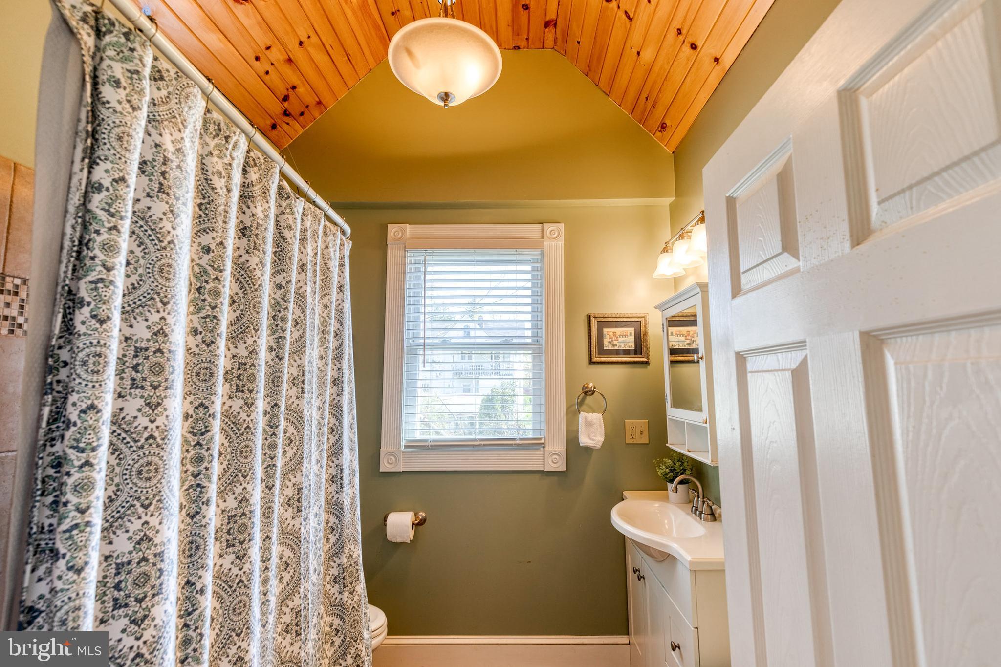 GREATER HOMELAND HISTORIC DISTRICT - Residential