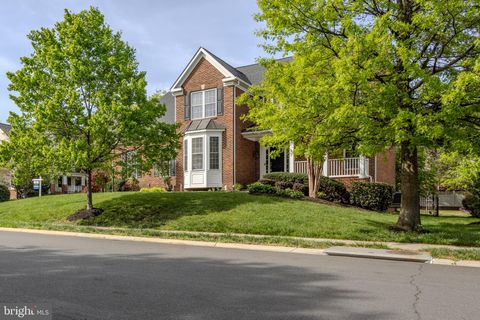42883 CHATELAIN BRAMBLETON VA 20148